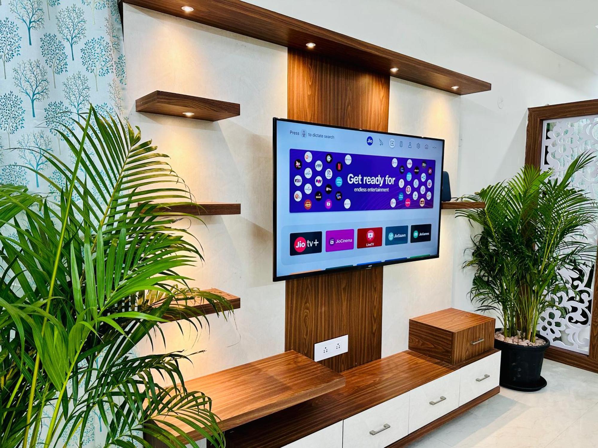 Truelife - 3Bhk Family Suites - Ps4 Pure Veg Restaurant On The Way To Balaji Temple - 2500 Sft Large Signature Apartment - Modular Kitchen - Super Fast Wifi, Smart Tv, 250 Jio Channels - Parking - Easy Access To All Temples - Top Service With Lots Of Тирупати Экстерьер фото
